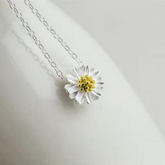 Daisy 925 Sterling Silver Pendant