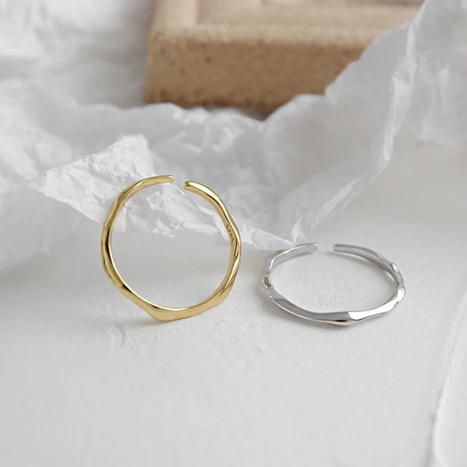 Geometric Irregular Thin Ring