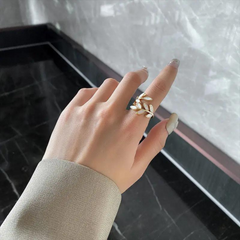 Luxury Leaf Branch Shape Open Minimal Ring