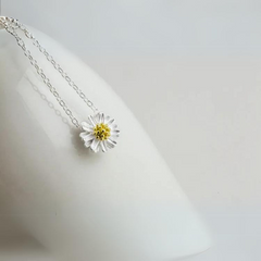 Daisy 925 Sterling Silver Pendant