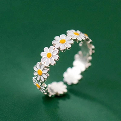 Daisy Flower Ring For Women