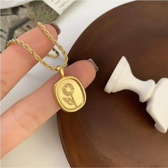 5Vintage choker necklace

Floral charm choker

Engraved flower necklace

Women’s vintage charm necklace